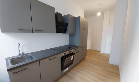 Helle 3 Zimmer, EG, Stadtmitte, EBK, komplett saniert, WG geeignet,