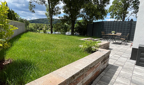 Helles Reihenendhaus mit Garten & Terrasse - Neuwertig