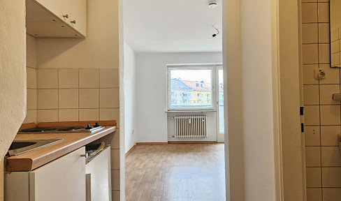 Small one-bedroom apartment with a balcony in Giesing.