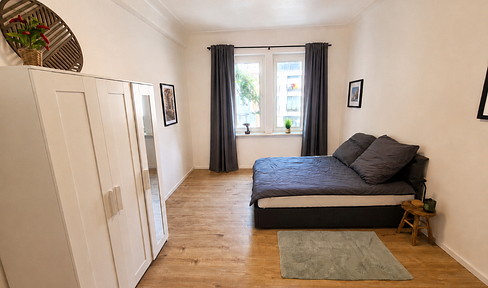 Möbliertes 22 m² WG-Zimmer – Frauen-WG in Düsseldorf-Heerdt– ruhig & hochwertig
