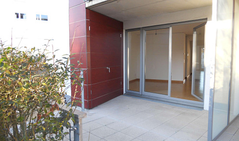 Sanierte, hochwertige 3-Zimmer-Wohnung mit moderner EBK und Balkon