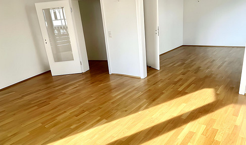 RATINGEN-CITY: 95 m²_3,5 ZIMMER_PARKETT_EBK_HELLES BAD_2 BALKONE