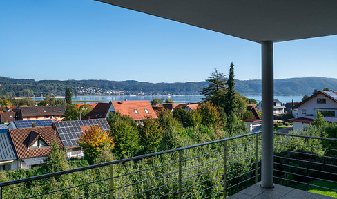 Exklusives Wohnerlebnis mit Seesicht: Barrierefreies Refugium in Bestlage von Bodman