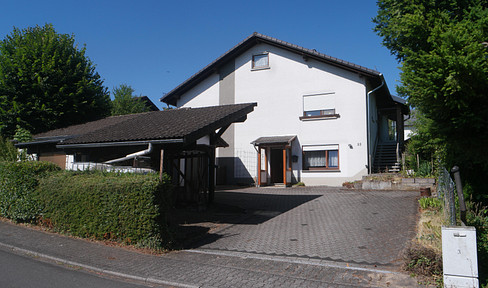 Platz für Generationen, Ideen und Zukunft – Vielseitiges Wohnhaus mit großem Grundstück in Kaden