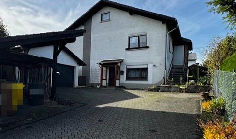 Space for generations, ideas, and the future – A versatile house with a large plot of land in Kaden.