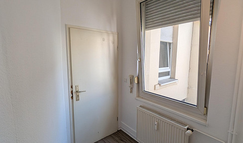 2-room apartment with kitchen and bathroom, centrally located in Rastatt. *Newly renovated.*