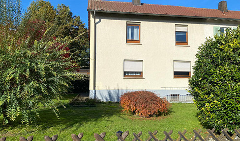 Familienfreundliche DHH mit großem Grundstück in Deizisau