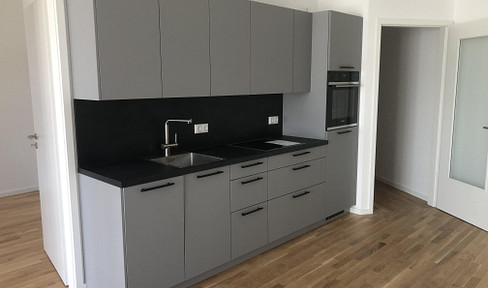 2-Zimmer Neubau Zweitbezug samt Einbauküche und Balkon