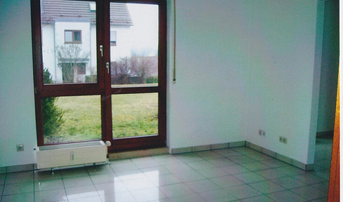 1,5-Zi-Wohnung mit Gartenzugang, 20qm Hobbyraum, Garagen, Stgt-Sommerrain – top angebunden