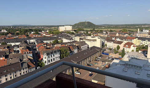 Erstbezug nach Renovierung – Moderne 3-Zimmer-Wohnung mit Balkon und traumhaftem Ausblick Saarlouis