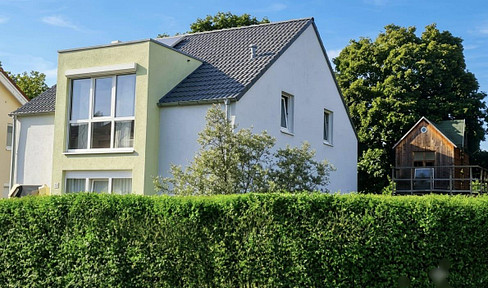A+ Freistehendes Einfamilienhaus in Ortsrandlage