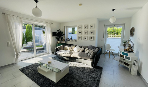 Quiet location | Includes kitchen | Bright and airy | Terrace | Renovated.