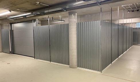 Ground-floor, nearly new warehouse space with office for rent.