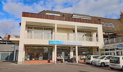 Commercial space in a central location in Ritterhude – approximately 439 square meters.