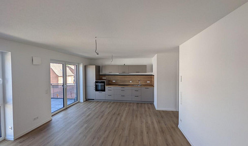 New apartment in Lingen: Your new home, located between the canal and the hospital.