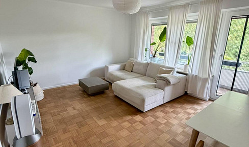 Renovierte 2,5-Zimmer Wohnung mit Balkon