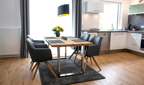Excellent apartment with a terrace, situated on a beautiful plot of land adjacent to a nature reserve.