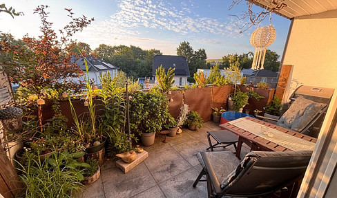 Modern and bright 3.5-room apartment built in 2014, located near the center of Rheinberg.