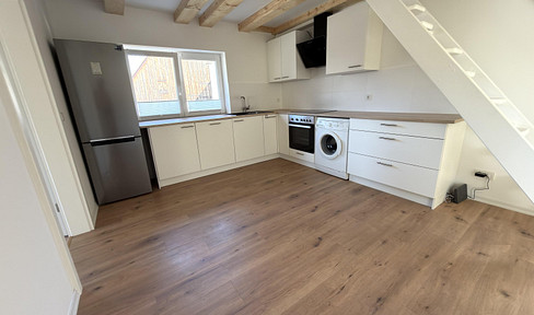 Completely renovated multi-family building – 2 rentable apartments, energy efficiency class A, asking rent: €1,450.