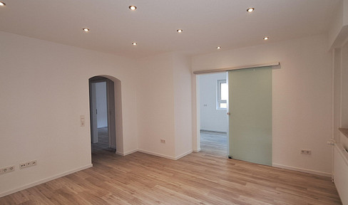 komplett sanierte 2-Zimmer-Wohnung in Mannheim-Sandhofen