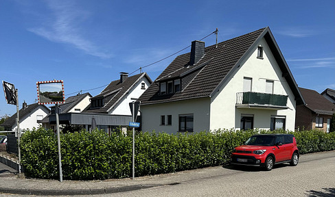 Gemütliche 3-Zimmer-Erdgeschosswohnung mit Garten und Carport in Niederlützingen