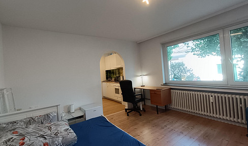 Moderne 1-Zi.-Whg. in ruhiger Lage in Düsseldorf-Rath - 30 m², frisch renoviert & möbliert