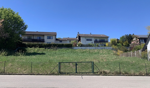 Building plot in Hettenshausen.