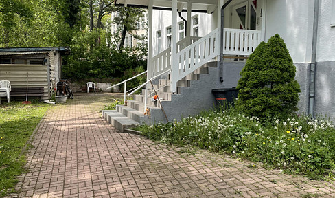 Reliably rented, quiet, and centrally located multi-family house.
