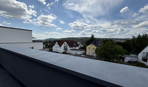 Erstbezug: Exklusives Penthouse 1-Zimmer-Apartment in hochwertigem Neubau mit Einbauküche