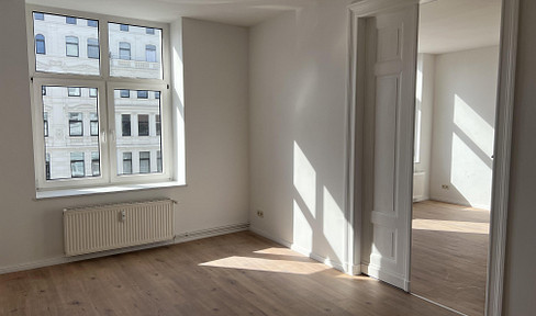 3-Zimmer-Whg, frisch modernisiert, Dusch-Wannenbad, Gäste WC, große Küche