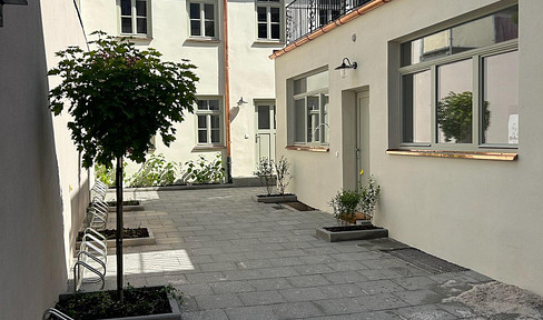 Erstbezug 1-Zimmer Appartement (unmöbliert) in Erlanger nähe Bohlenplatz - nach Kernsanierung