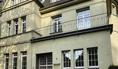 Erstbezug nach Sanierung in repräsentativer Jugendstilvilla
