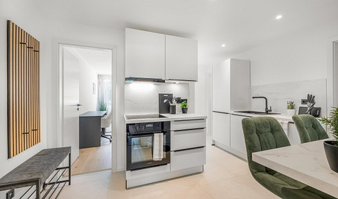 Newly renovated shared apartment room in Schwabing-West – fully furnished and available immediately!