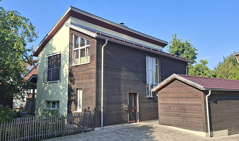 Arrive. Take a breath. Feel at home. Architect-designed house built using sustainable timber construction.