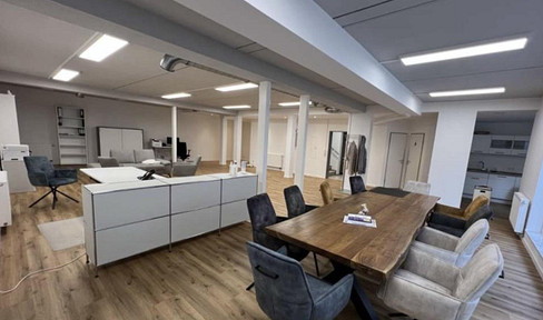 135 m² moderne Büro-/Praxisfläche | 4 Stellplätze inklusive | Sofort bezugsfrei | Sankt Augustin