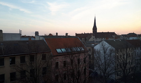 Stilvolle Altbau-Dachgeschoss 2-Zimmerwohnung mit Weitblick