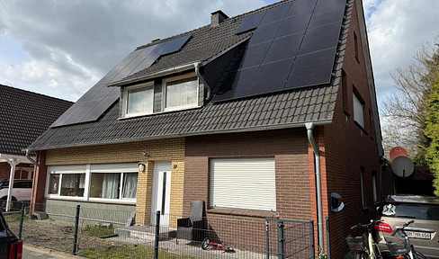 Versatile two-family house for sale - ideal for families.