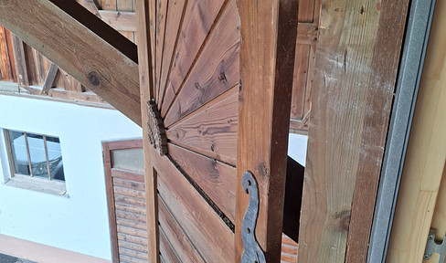 Erstbezug 3 Zi-Wohnung auf einem Bio Bauernhof in Nettelkofen in der Nähe von Grafing Bahnhof