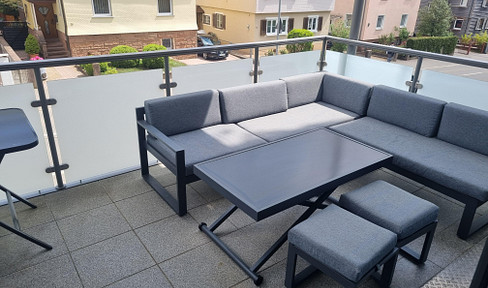 3.5-room comfort apartment - XL balcony.