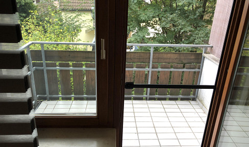 Modern 2-room apartment with balcony in Remseck.