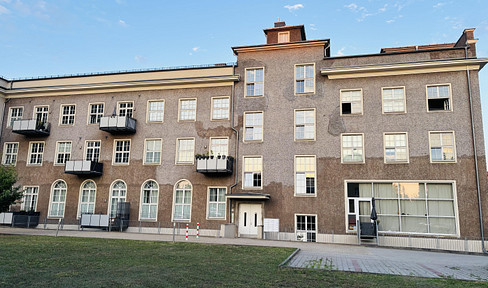 Wohnen mit Charakter: Großzügige 4,5-Zimmer-Wohnung in Radebeul-Ost
