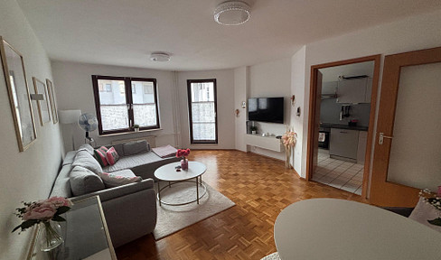 2-room apartment in Strausberg, with fitted kitchen and balcony.
