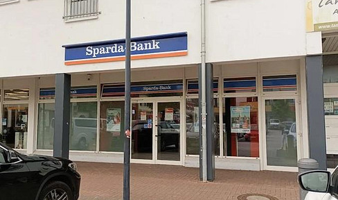 Vielseitig nutzbare Gewerbefläche in zentraler Lage am Marktplatz zu vermieten