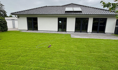 Detached house, bungalow, practically new (built in 2019), in a beautiful location.