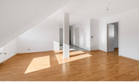 Bright apartment in the city center of Bochum, with a new kitchen, comprising 3 rooms.