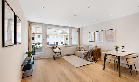 Exklusive, kernsanierte Designerwohnung mit Balkon, TG & Einbauküche - Erstbezug nach Sanierung