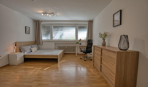 *First occupancy after renovation* Modernly furnished apartment including Wi-Fi and TV. *No agency fees.*