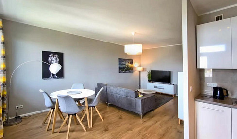 Private sale, no commission: 2-room apartment in Tiergarten.