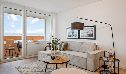 Investment potential, dream apartment, and a true rarity, located right next to Niddapark in Frankfurt-Hausen!