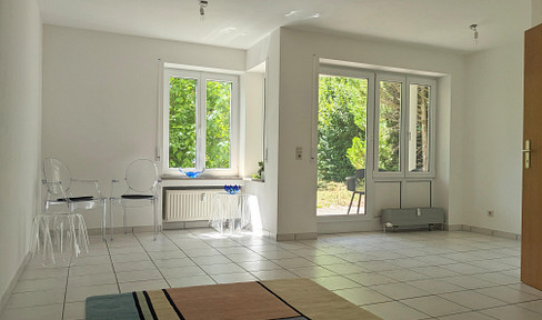 Moderne Wohnung am Eselsberg mit Garten – bezugsfrei & provisionsfrei!